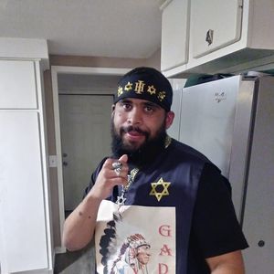 Meet your Posher, Rayabya